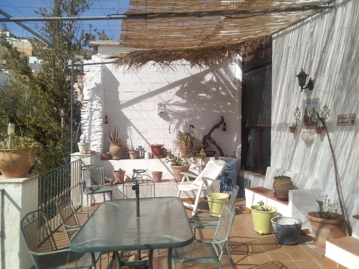 La Flecha Hostel Abrucena Bagian luar foto