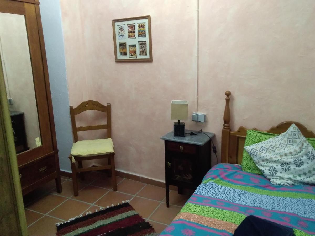La Flecha Hostel Abrucena Bagian luar foto
