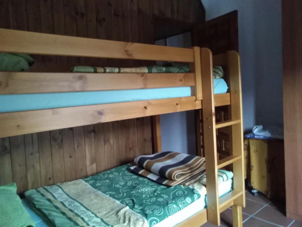 La Flecha Hostel Abrucena Bagian luar foto