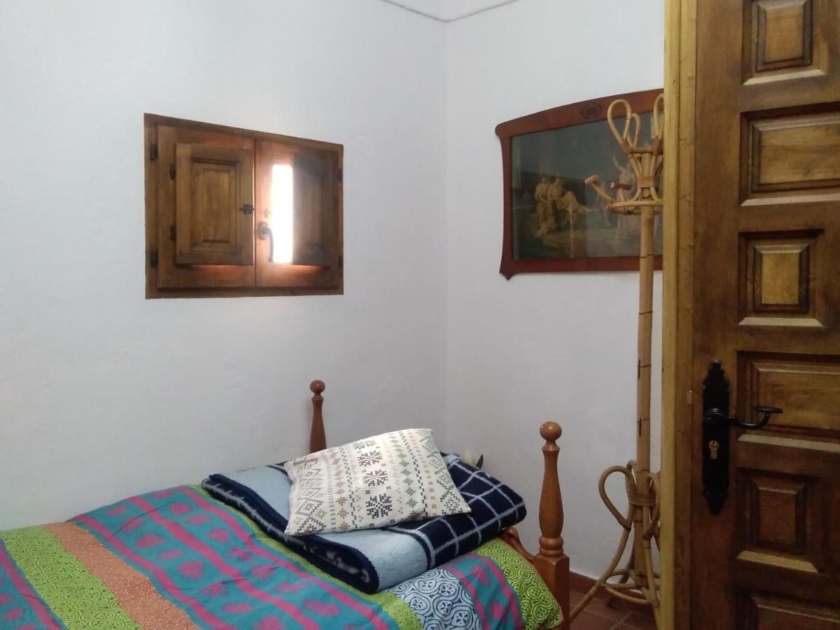 La Flecha Hostel Abrucena Bagian luar foto