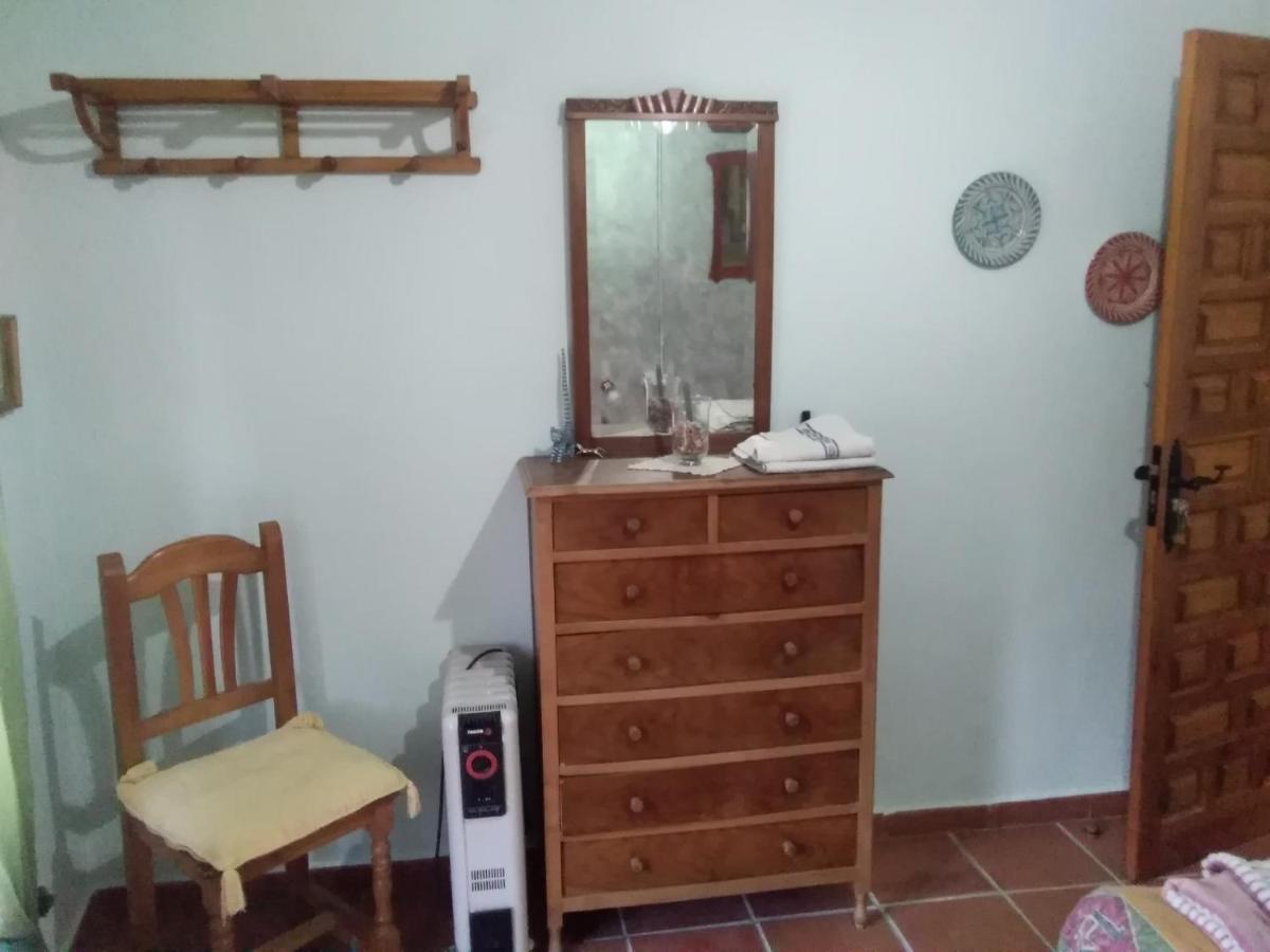 La Flecha Hostel Abrucena Bagian luar foto