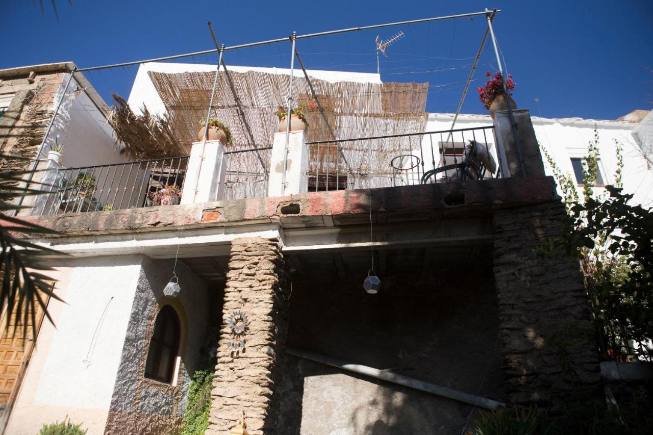 La Flecha Hostel Abrucena Bagian luar foto