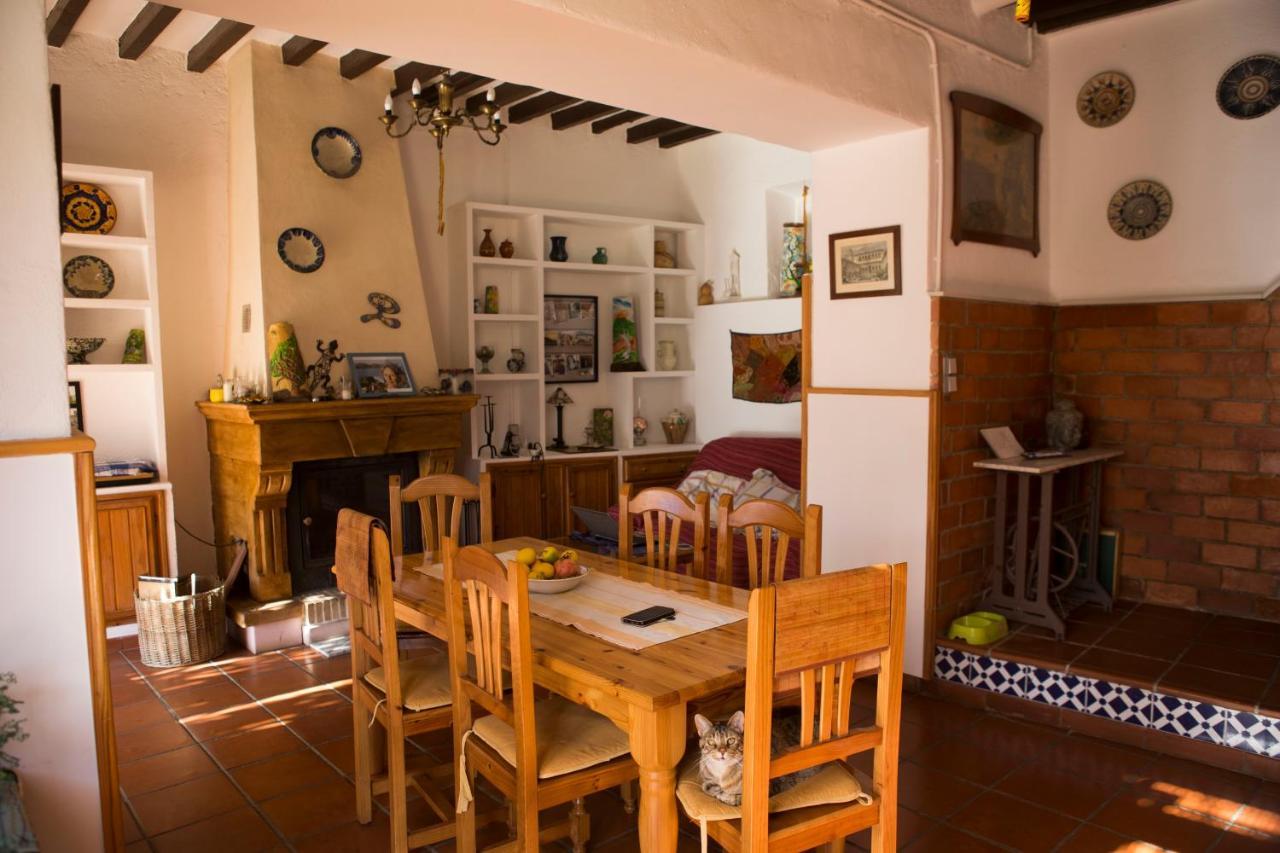 La Flecha Hostel Abrucena Bagian luar foto